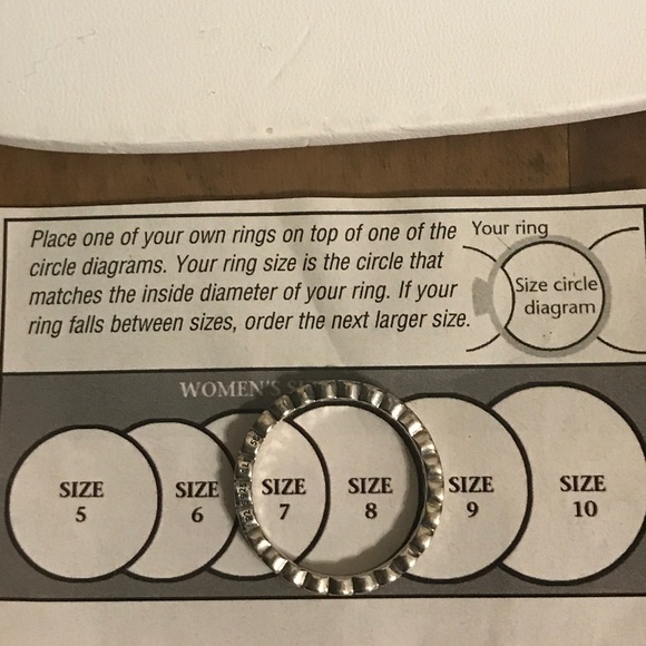 Chamilia Sterling Silver Band Ring   (8) - Picture 4 of 4